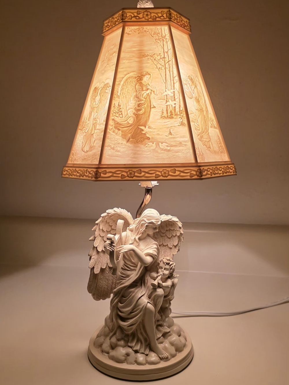 Vibrage Angel Sculptural Table Lamp